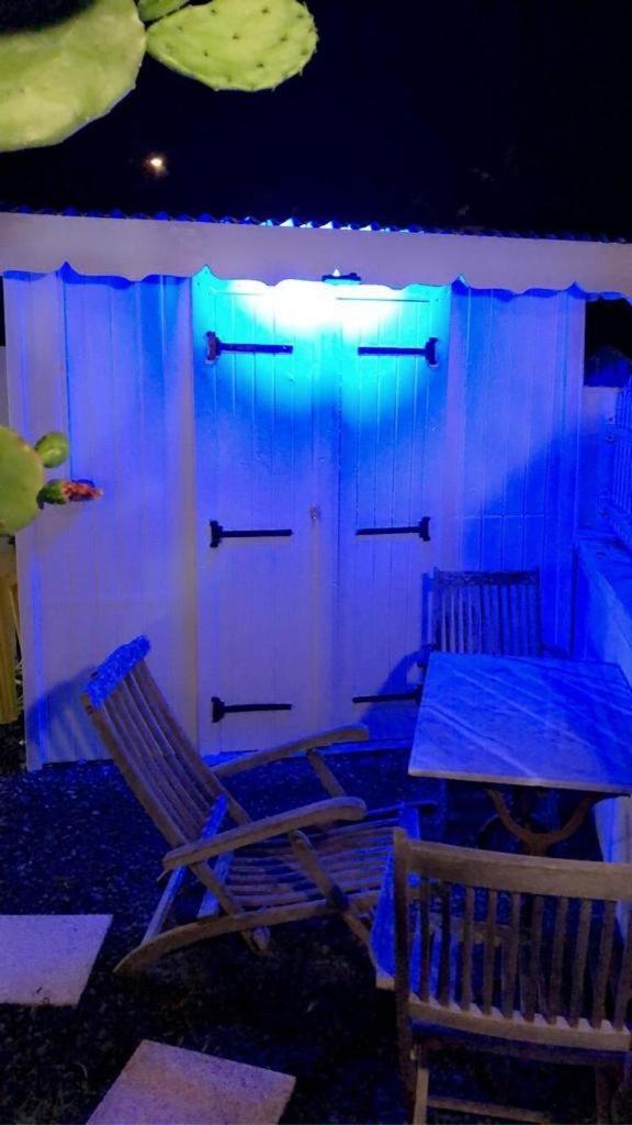 Le Sable Bleu - Evasion Tropicale A Sainte-Anne - Plage 5Min - Piscine - Parking - Logement Climatise - Vue Sur Les Palmiers - Parfait Pour Sejours En Famille Ou Entre Amis Exterior foto