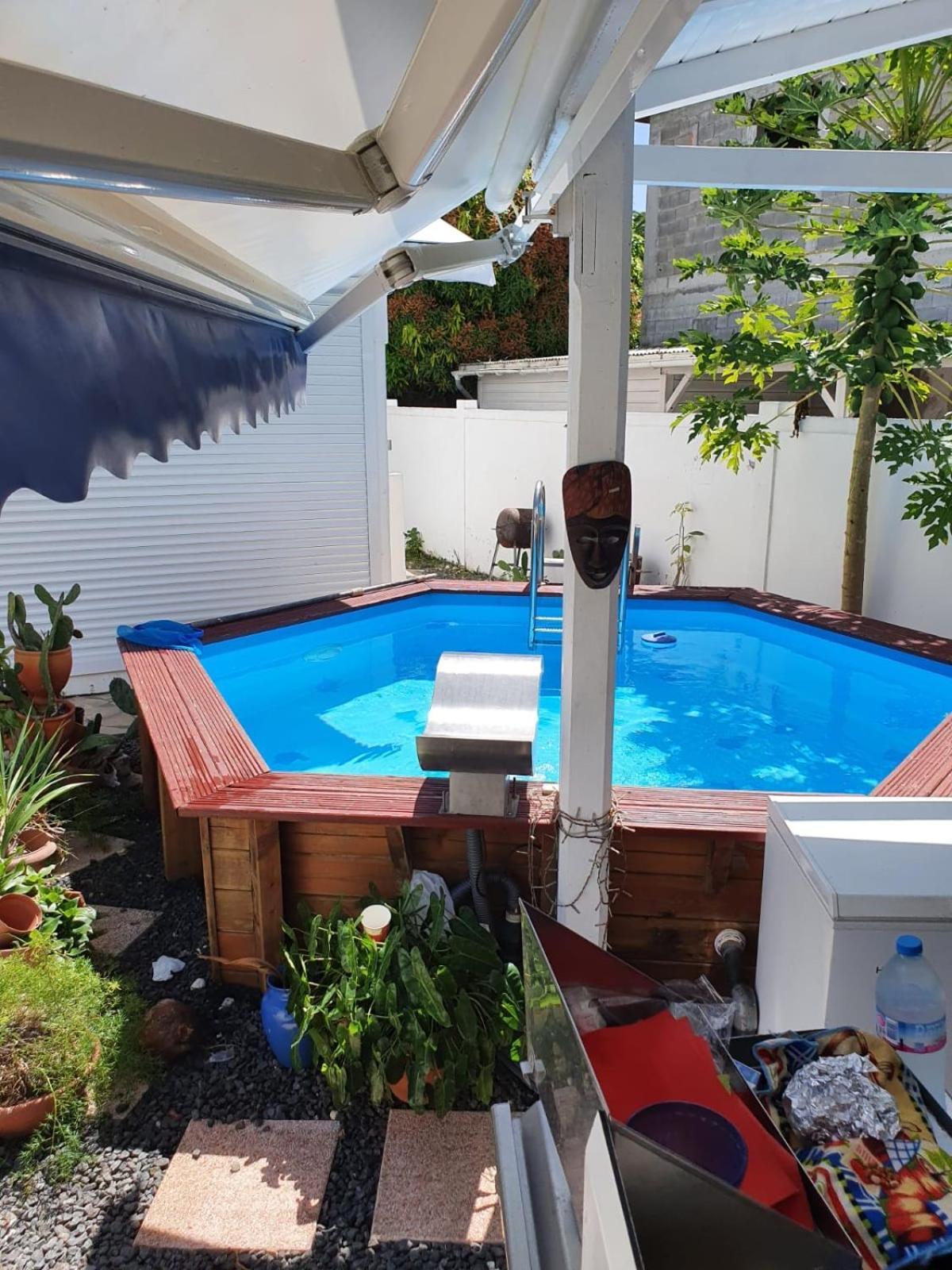 Le Sable Bleu - Evasion Tropicale A Sainte-Anne - Plage 5Min - Piscine - Parking - Logement Climatise - Vue Sur Les Palmiers - Parfait Pour Sejours En Famille Ou Entre Amis Exterior foto