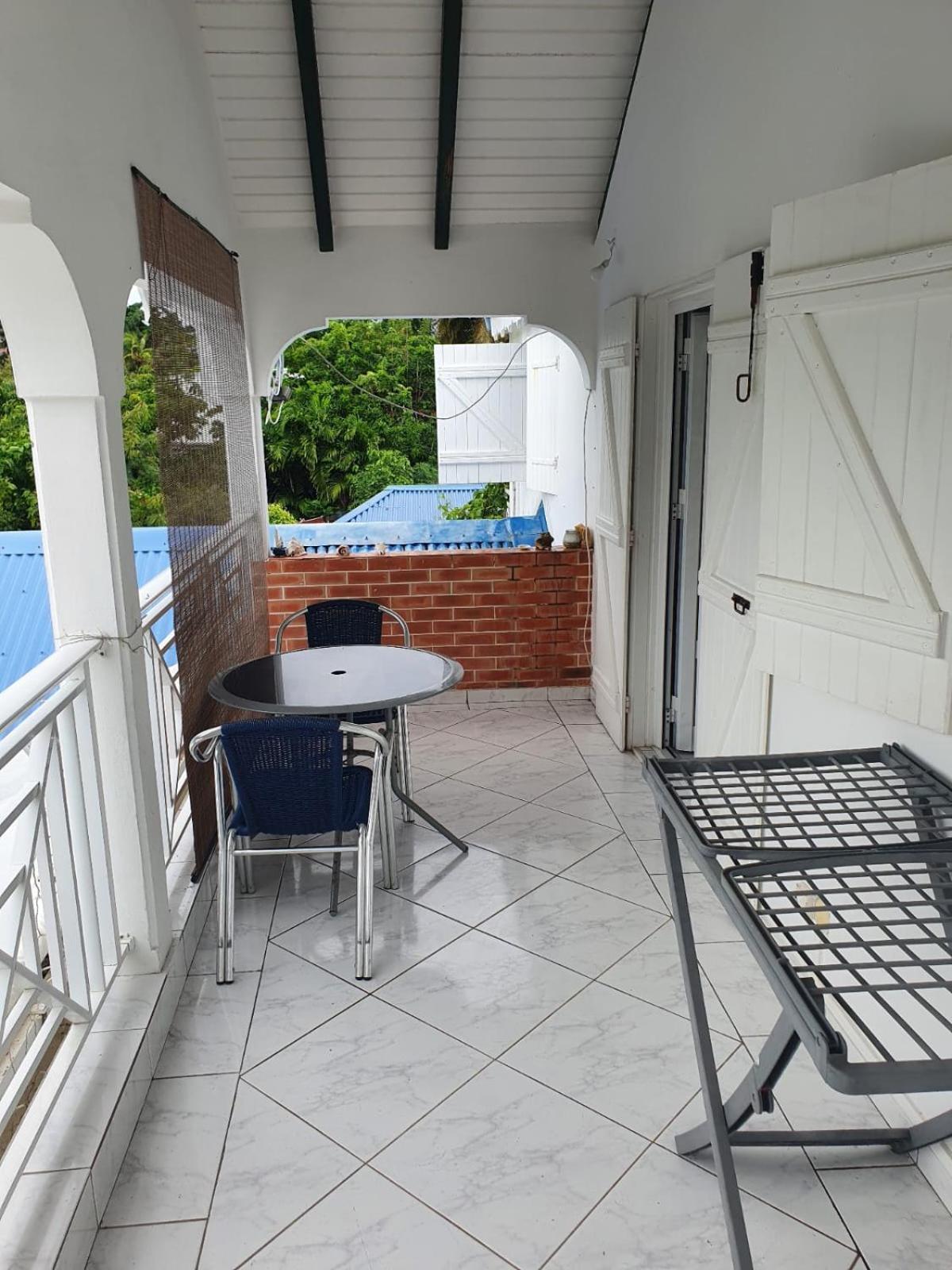 Le Sable Bleu - Evasion Tropicale A Sainte-Anne - Plage 5Min - Piscine - Parking - Logement Climatise - Vue Sur Les Palmiers - Parfait Pour Sejours En Famille Ou Entre Amis Exterior foto